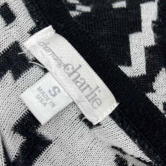 Charming Charlie black and white Aztec open knit vest - Picture 10 of 10